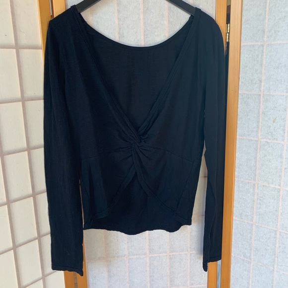 NEW Vimmia twist tie back top - Picture 2 of 6